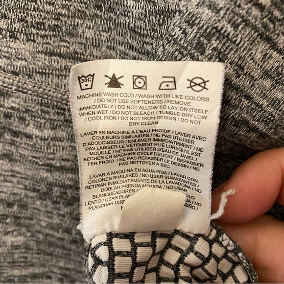 Nike Golf Men's Black and Gray 1/4 Zip-Up Sweater Dri - Fit - Picture 10 of 14